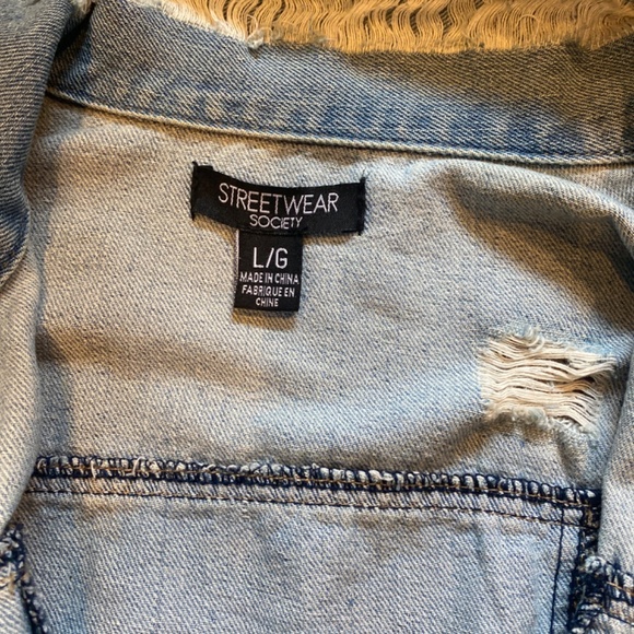 Jean jacket - Picture 3 of 4